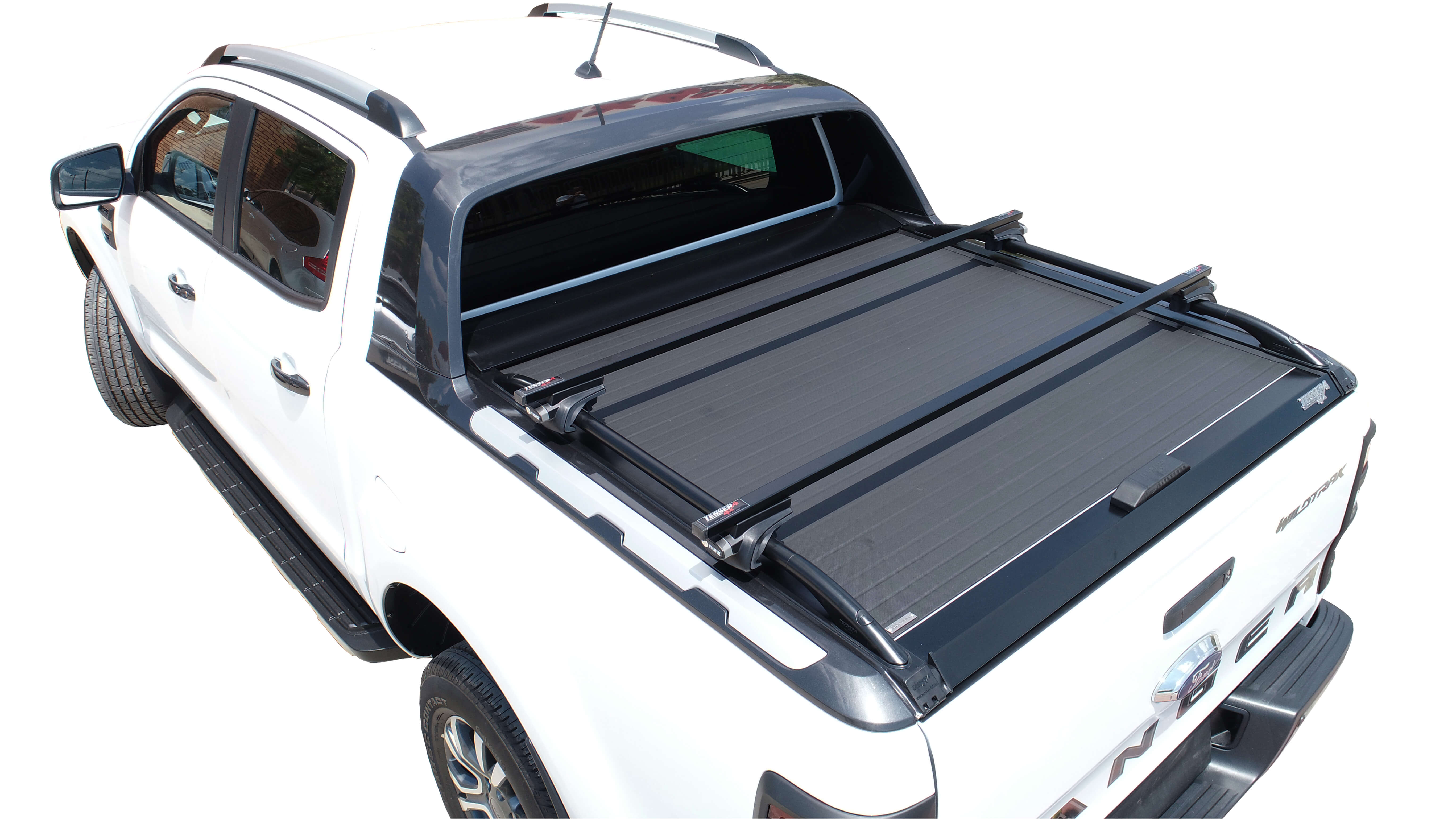 At www.tessera4x4.com: Ford Ranger Wildtrak 2014 3.2 4x4 offroad mudding  aluminum roller lid 